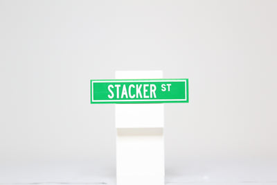 Street Sign 1x4 - Stacker St.